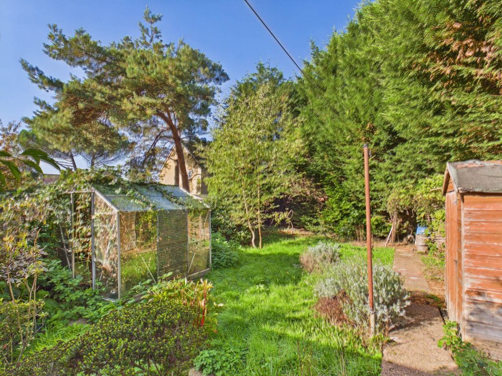 Property photo 2 of 19