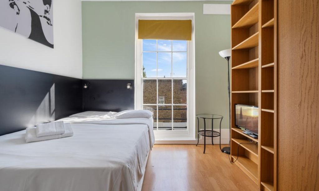 Property photo 1 of 6 4555590