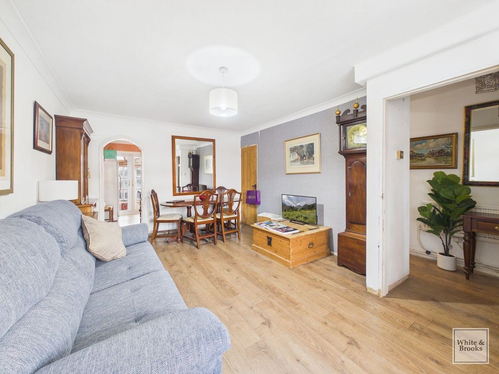 Property photo 2 of 14 Living/Dining Room