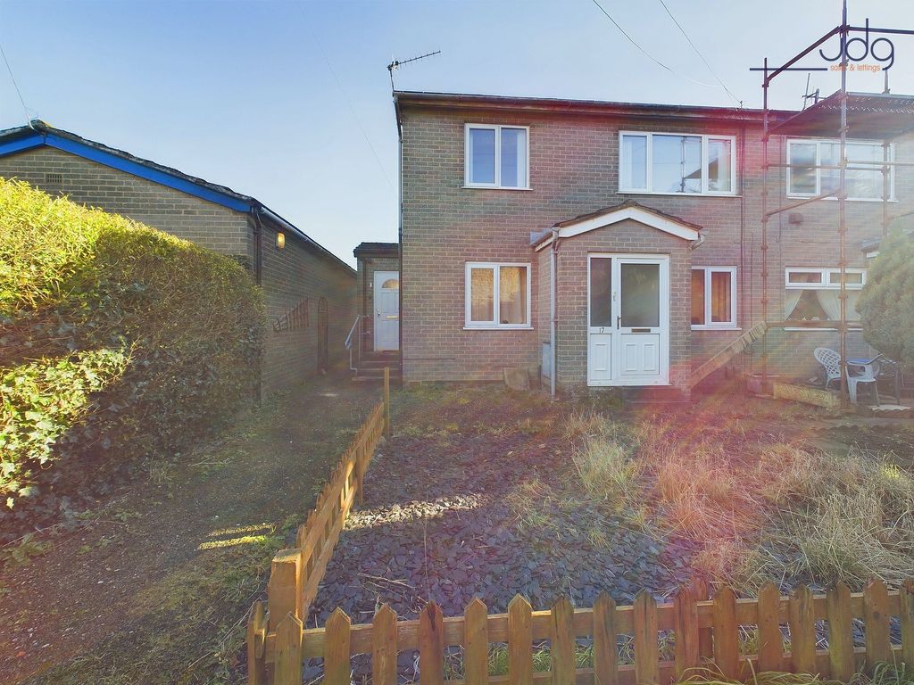 Property photo 1 of 9 Welcome To Fairfield Close