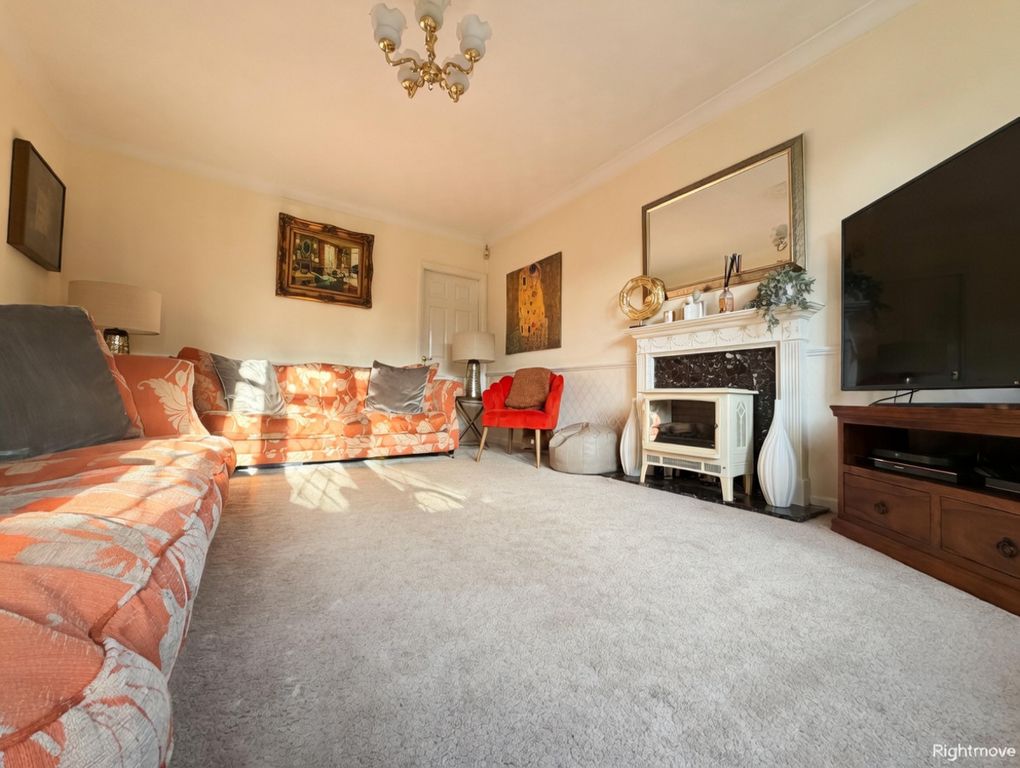 Property photo 3 of 22
