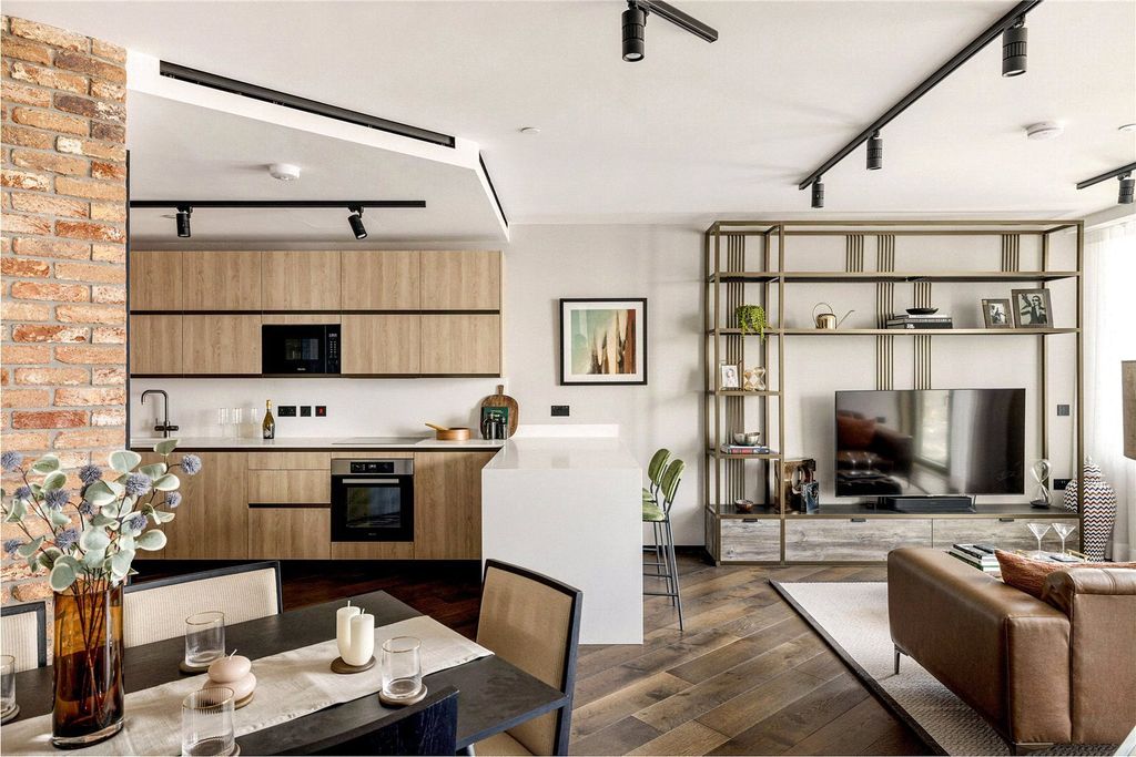 Property photo 1 of 19 Open Plan