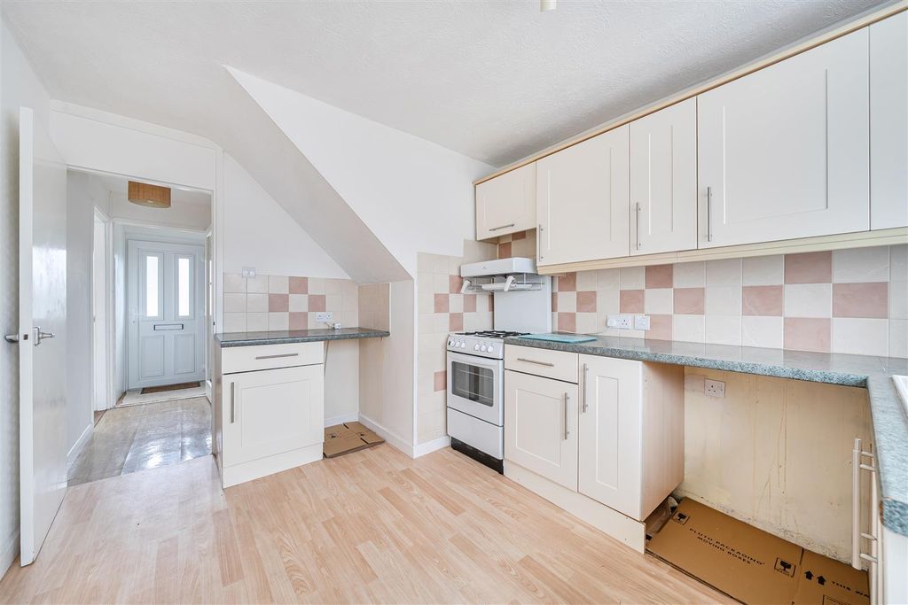 Property photo 3 of 23 1417526-11-6997089B4F2d5.Jpg