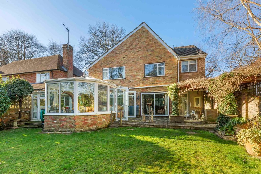 Property photo 1 of 21