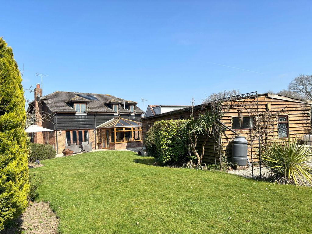 Property photo 1 of 47
