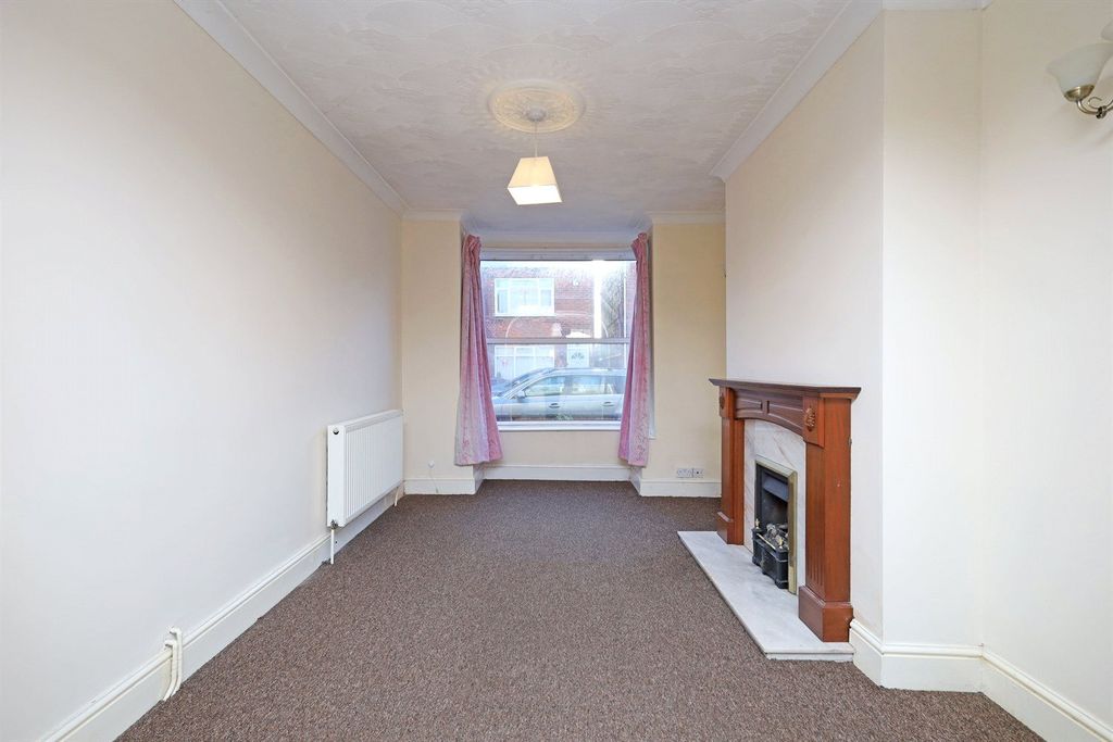 Property photo 2 of 23 Picture No. 02