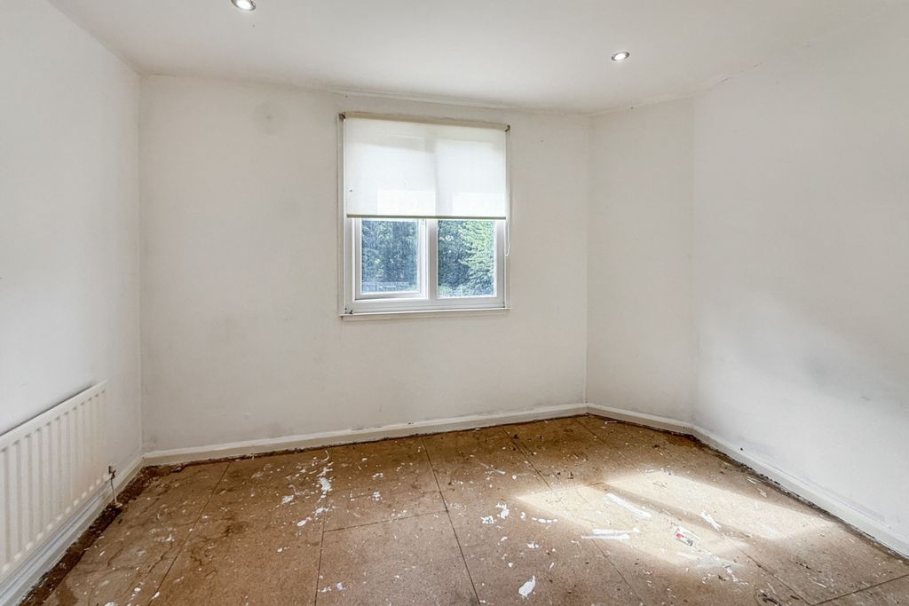 Property photo 2 of 19 44 Shrewsbury Drive, Backworth, Newcastle Upon Tyne, Ne27 0Jq