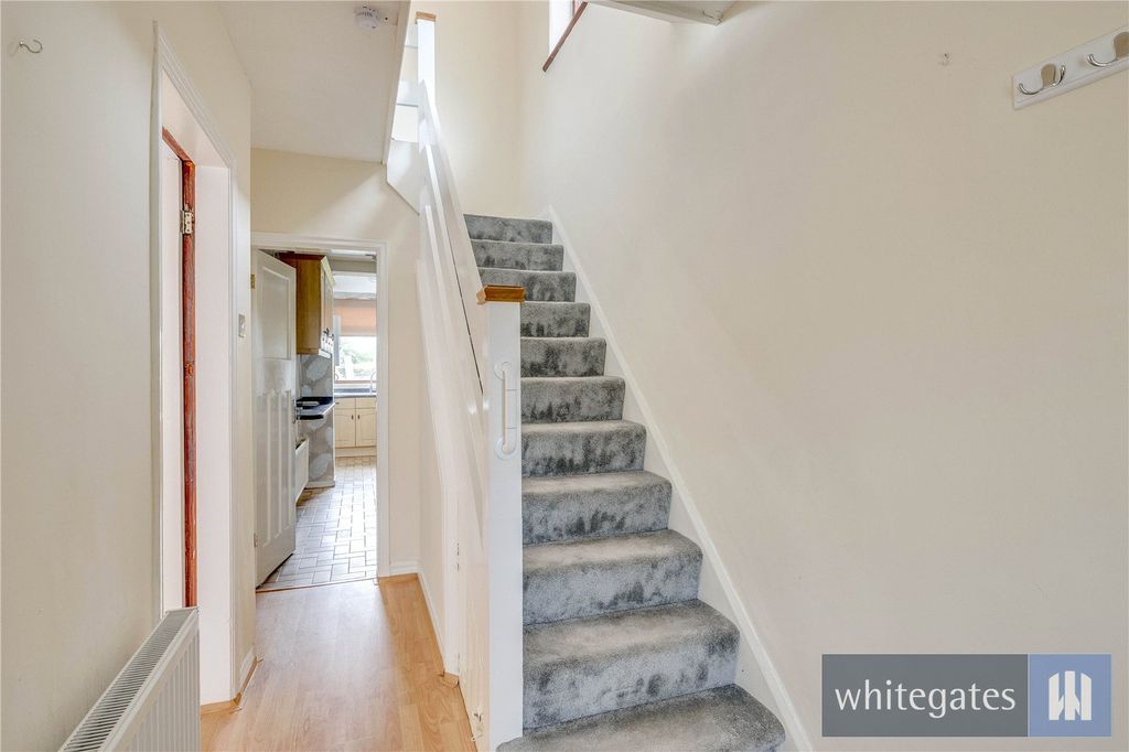 Property photo 3 of 40 Picture No. 03