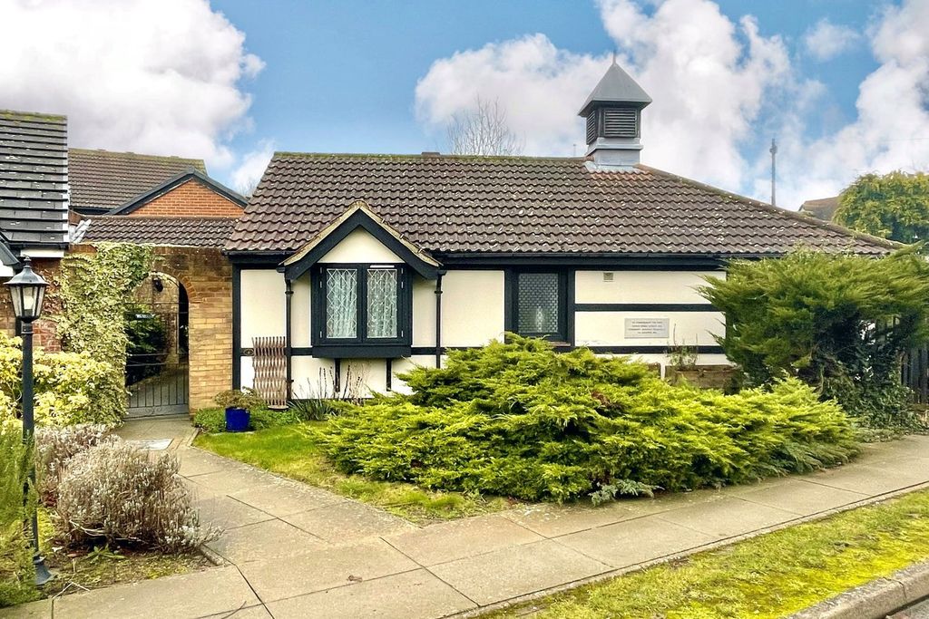 Property photo 1 of 10