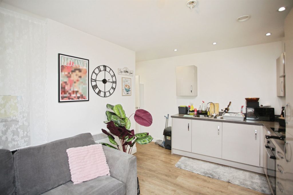 Additional image 4 of 1 bed flat for saleWoodside Park, Rugby CV21
