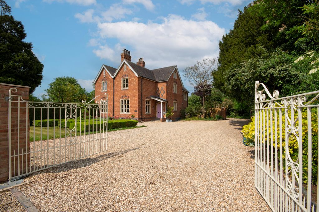 Property photo 1 of 40 Image