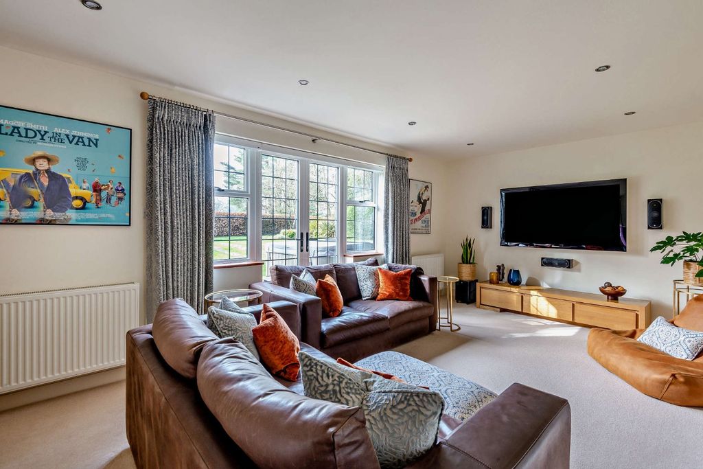 Additional image 10 of 5 bed detached house for salePetworth Road, Wormley, Godalming, Surrey GU8