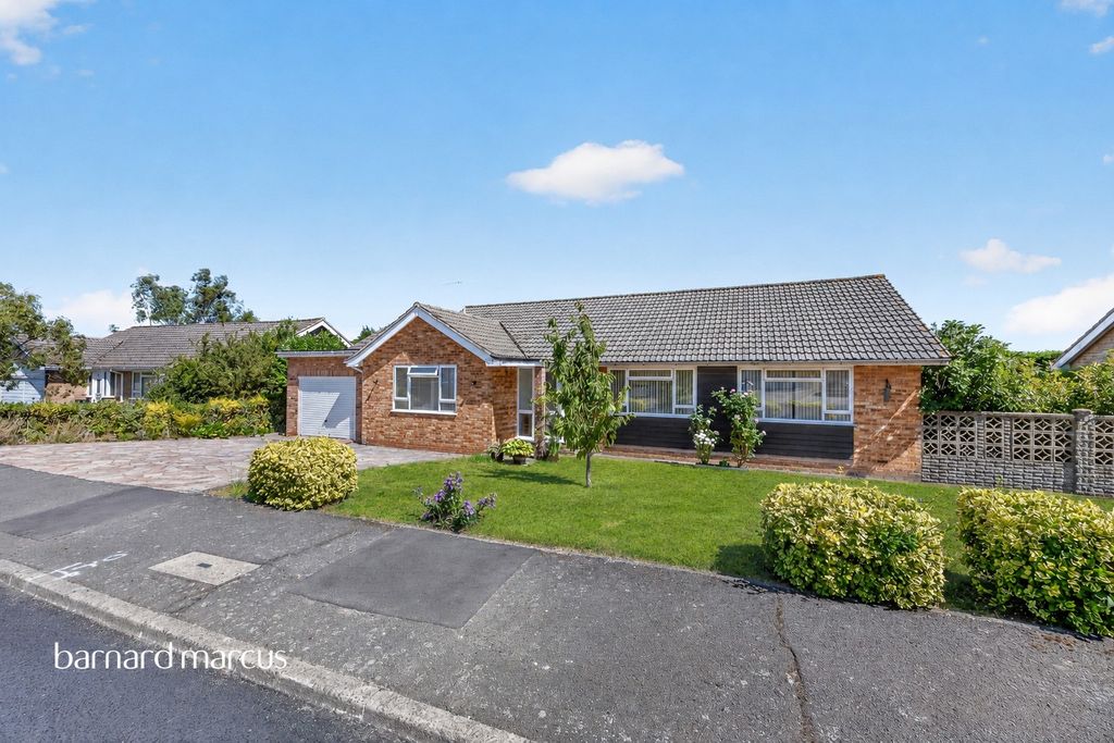 Property photo 1 of 25