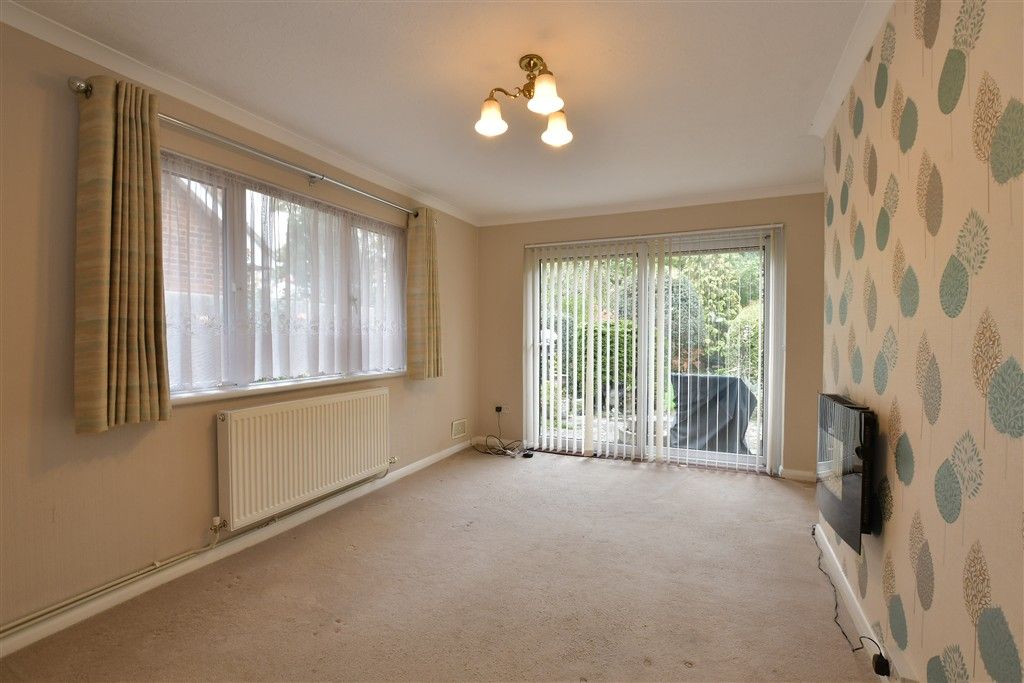 Property photo 3 of 13 Living Room