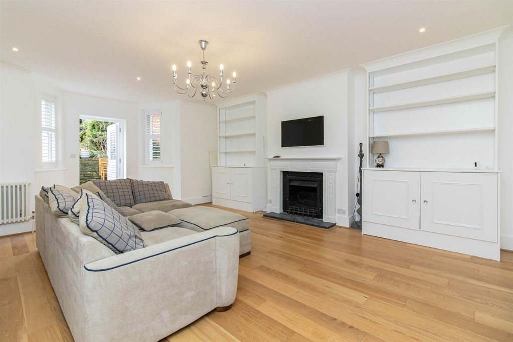 Property photo 3 of 28 14.Jpg