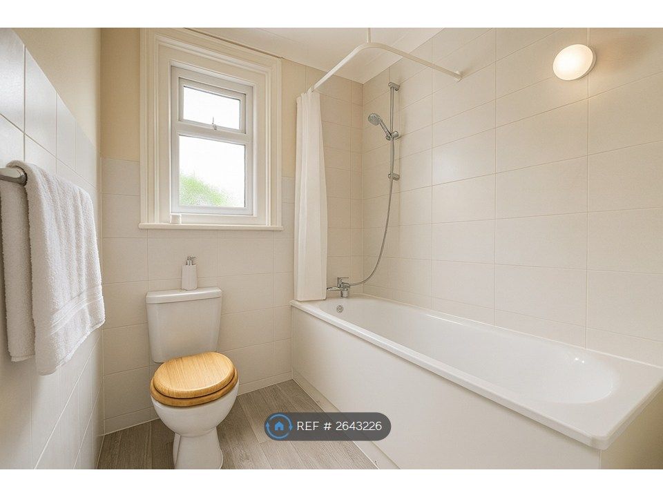 Property photo 3 of 4