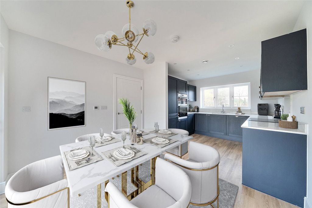 Property photo 3 of 14 Picture No. 24