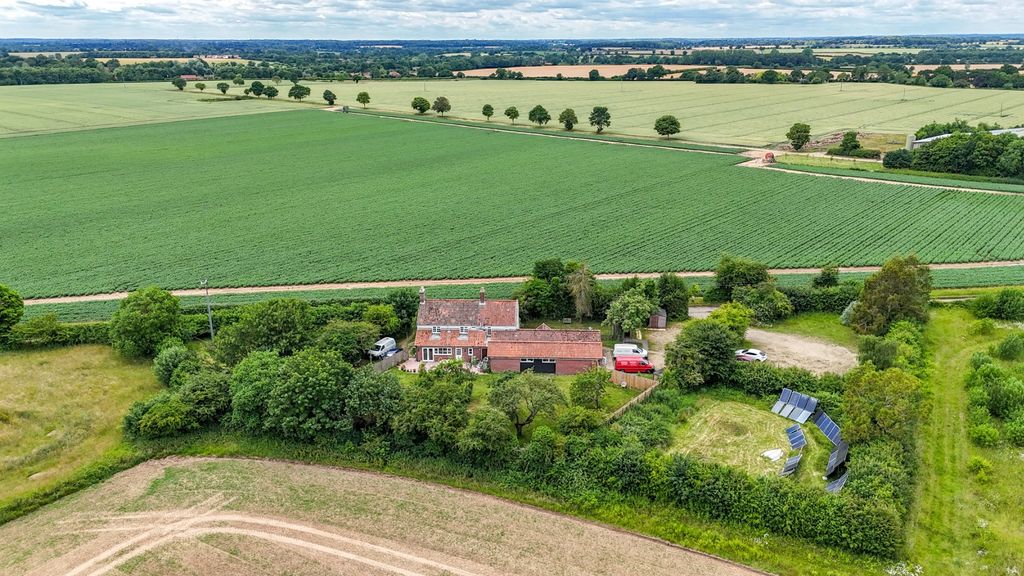 Property photo 2 of 45 4301092