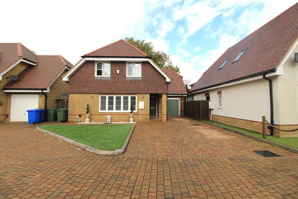 Property photo 1 of 21 Olddairy - Copy.Jpg