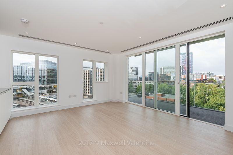 Property photo 1 of 12 Photo 7