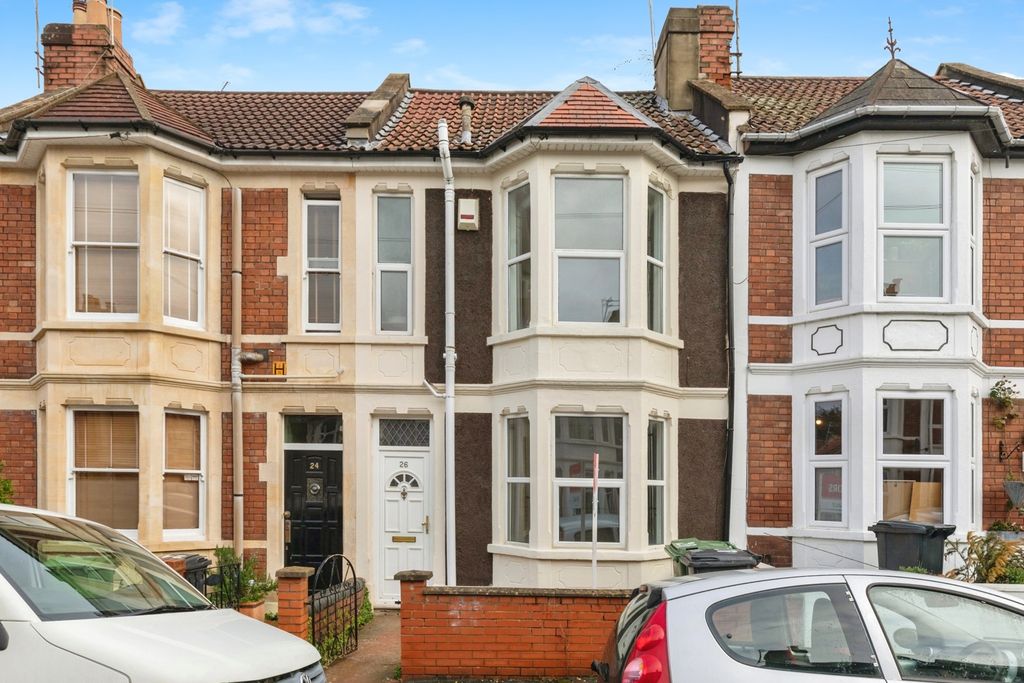 Property photo 1 of 18 Pbox-Img.Jpg