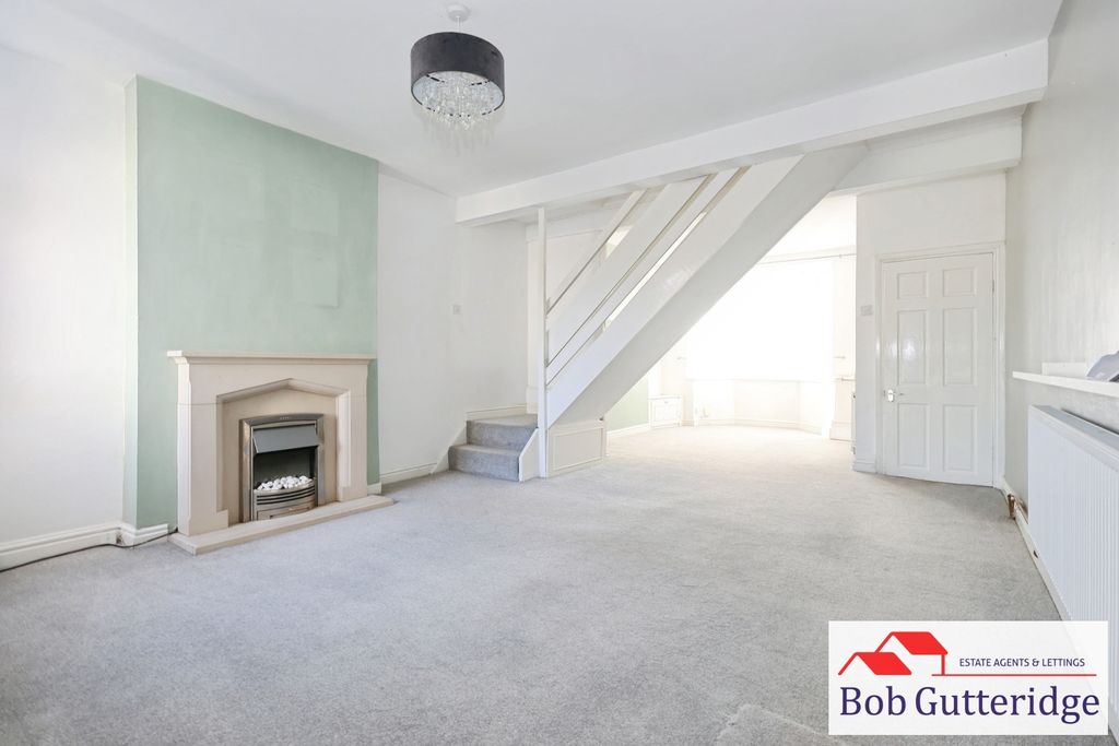 Property photo 2 of 17 Open Plan Lounge / Dining Room