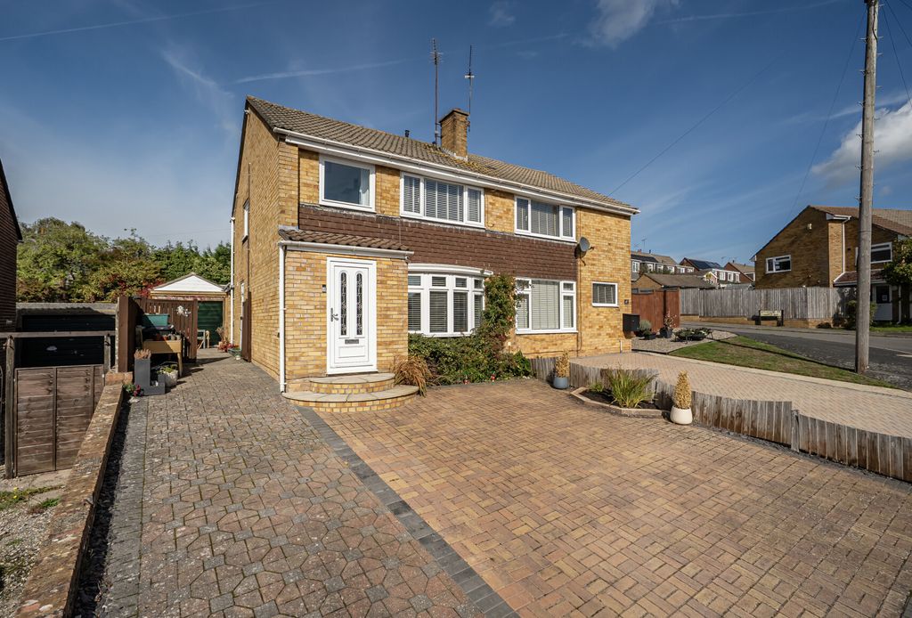 Property photo 1 of 20 St. Davids Road