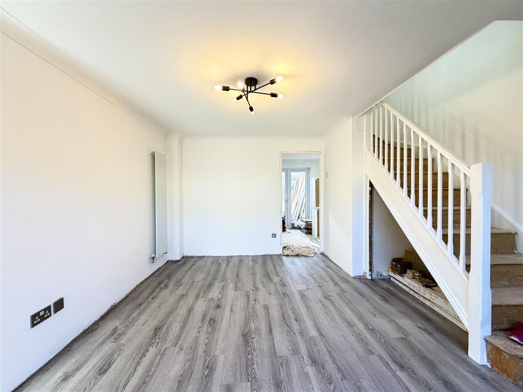 Property photo 2 of 19 Img_9020.Jpeg