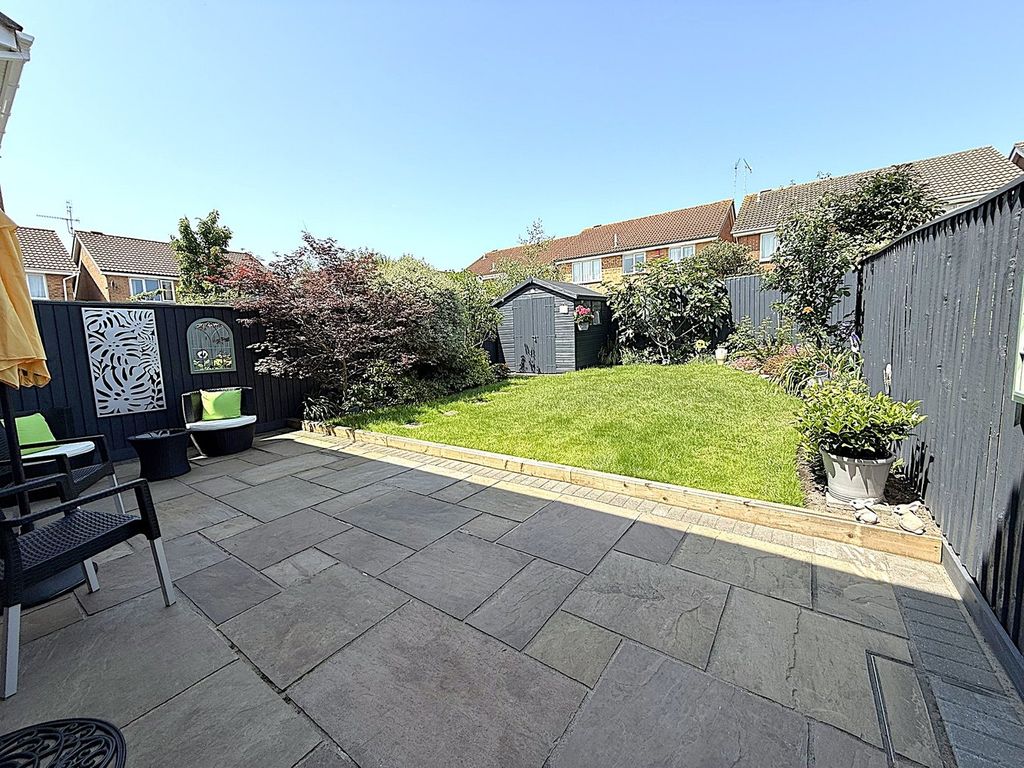 Property photo 2 of 29