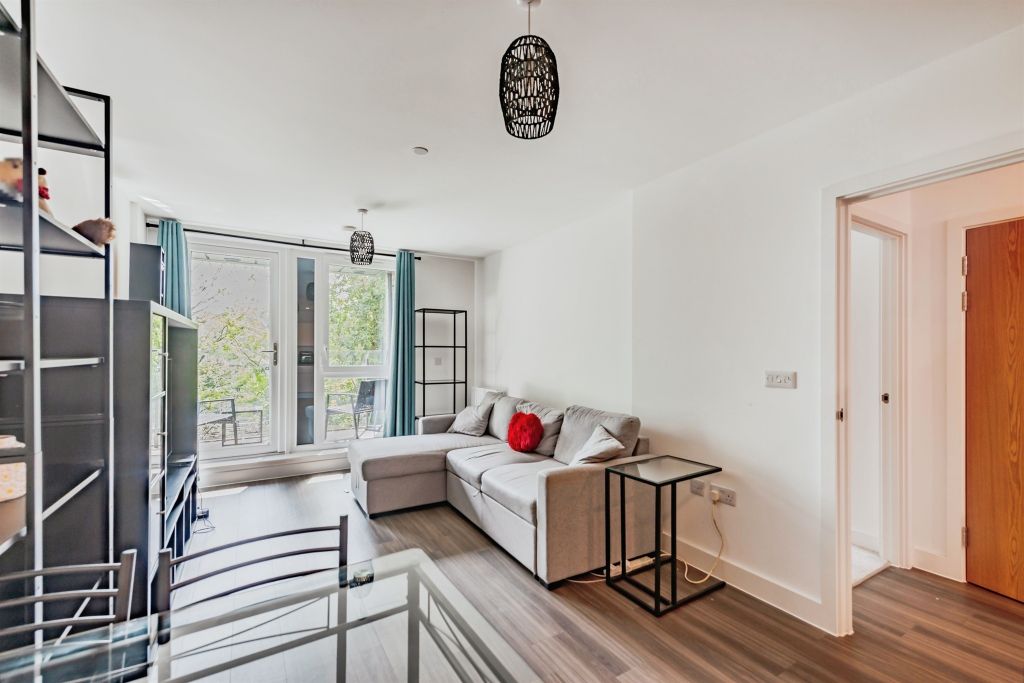 Property photo 3 of 12