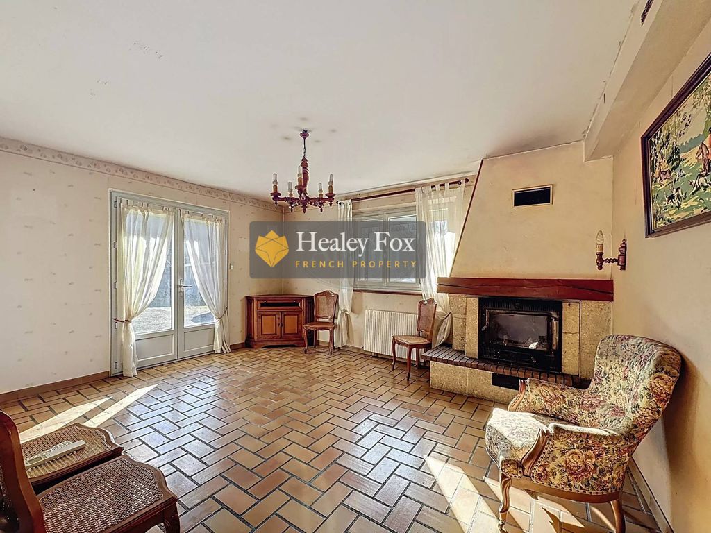 Property photo 2 of 22