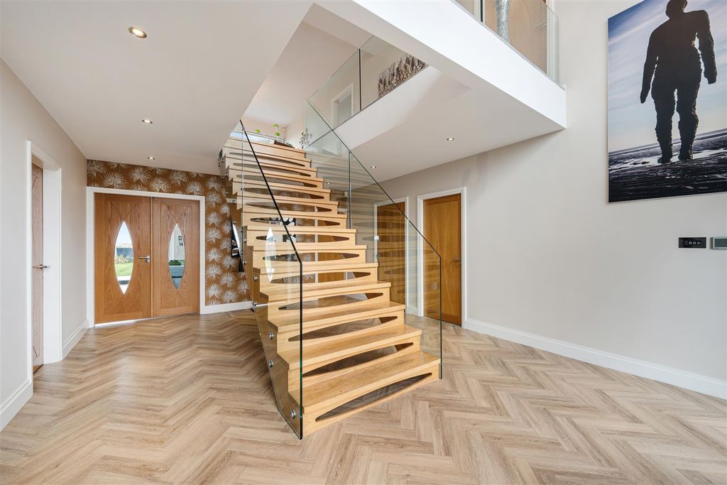 Property photo 2 of 40 Dsc_7100.Jpg