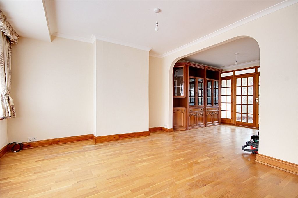 Property photo 2 of 11 Picture No. 01