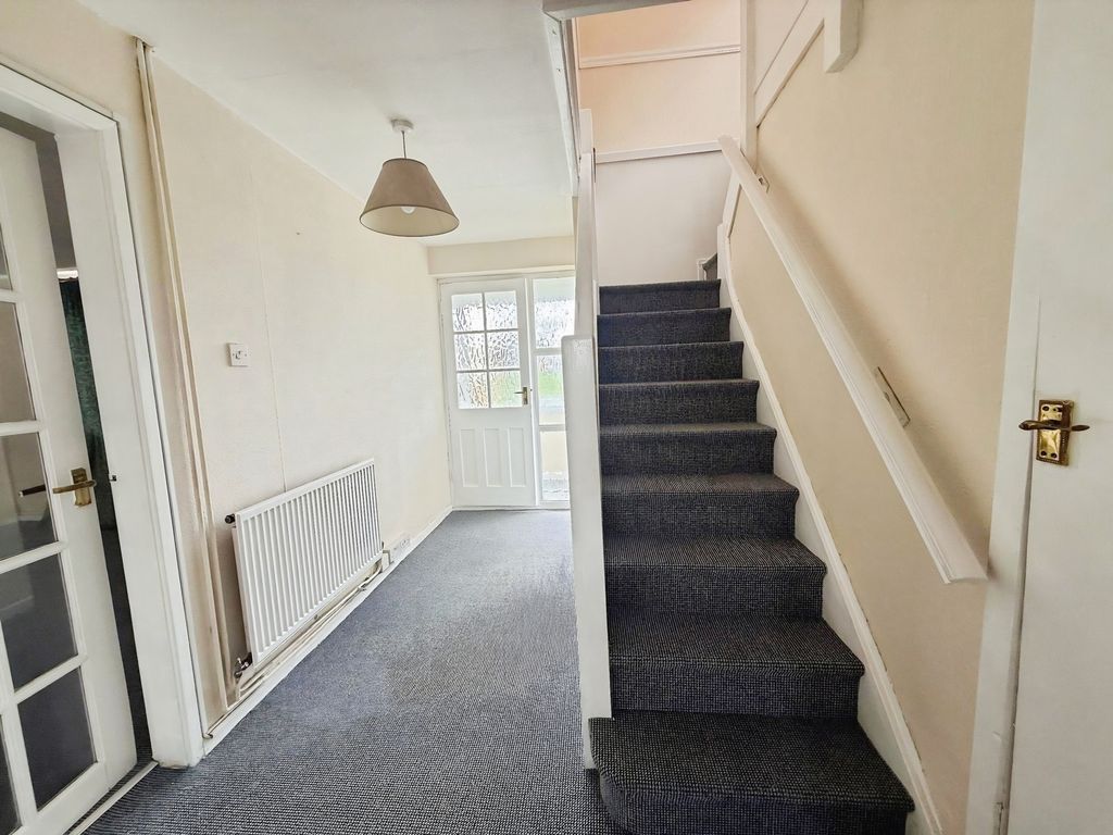 Property photo 3 of 11 Photo 6