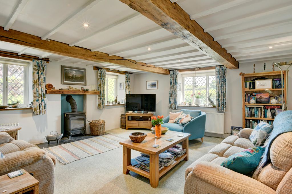 Property photo 3 of 18 Image