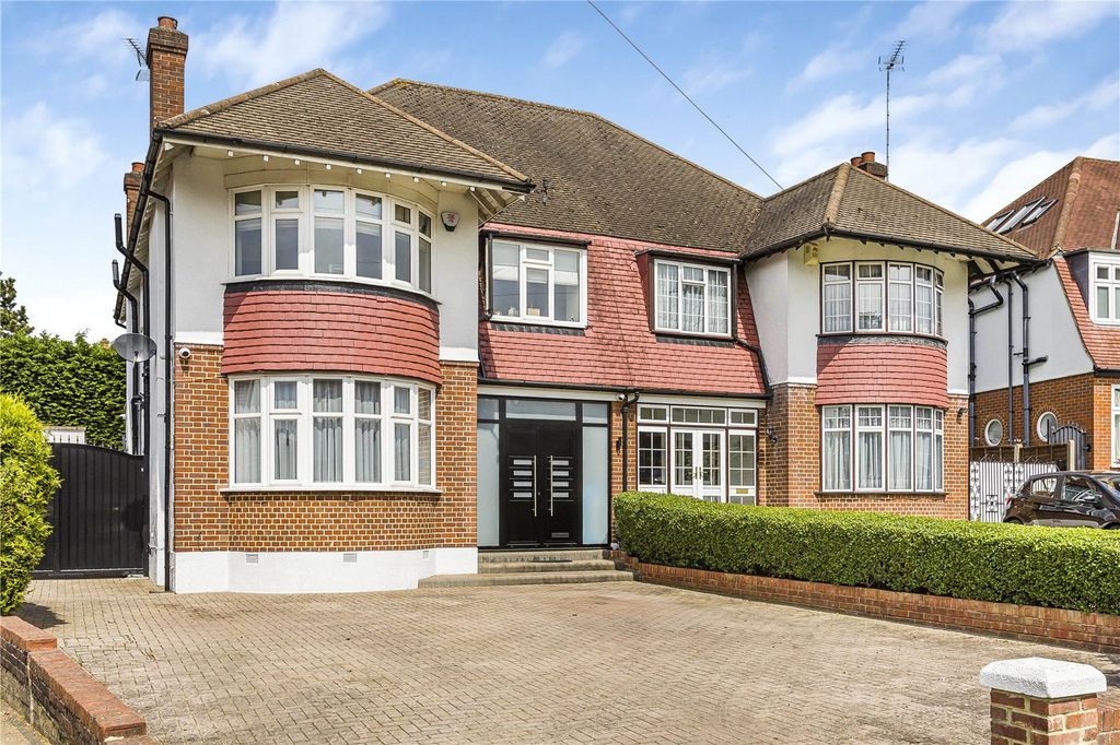 Property photo 1 of 32 Picture No. 46