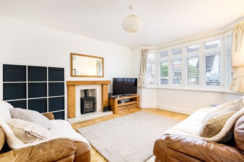 Property photo 3 of 21 Sitting Room