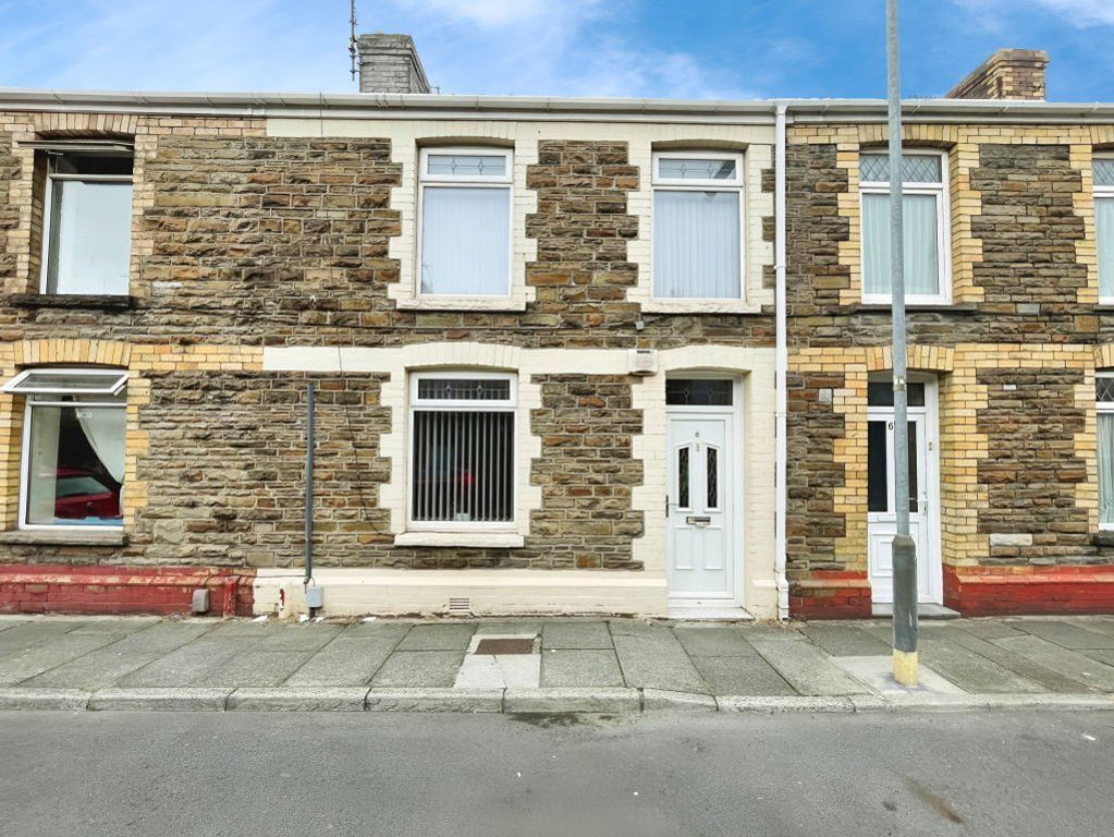 Property photo 1 of 8