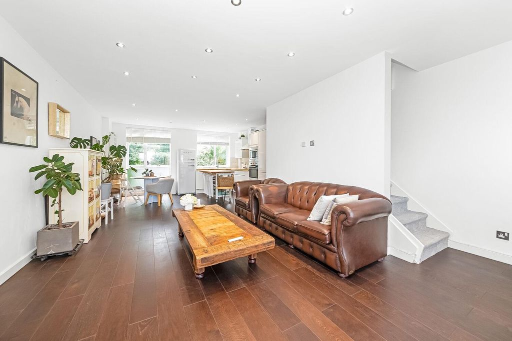 Property photo 1 of 10 Photo 3.Jpg