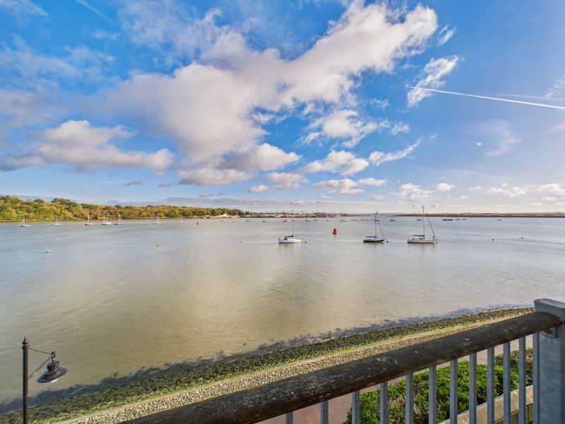 Property photo 2 of 9 Photo 9