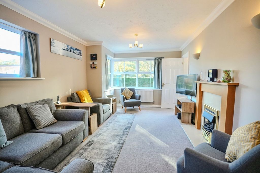 Property photo 2 of 29