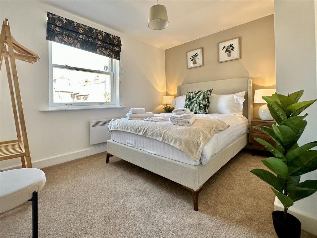 Property photo 1 of 10 Img_E8130.Jpg