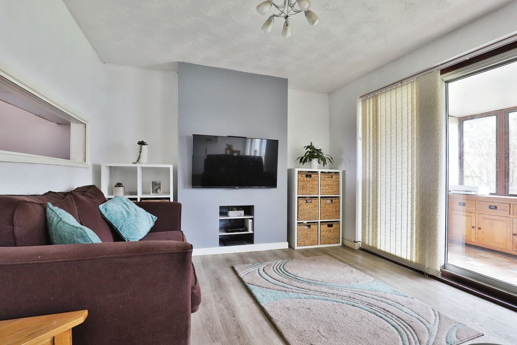 Property photo 1 of 17 Photography