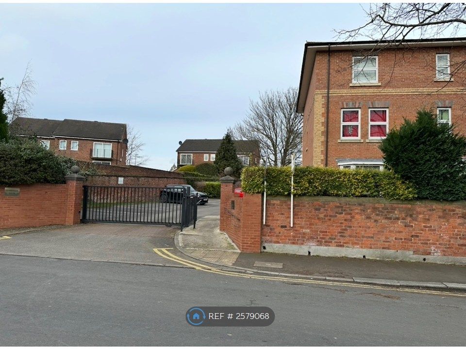 Property photo 2 of 12