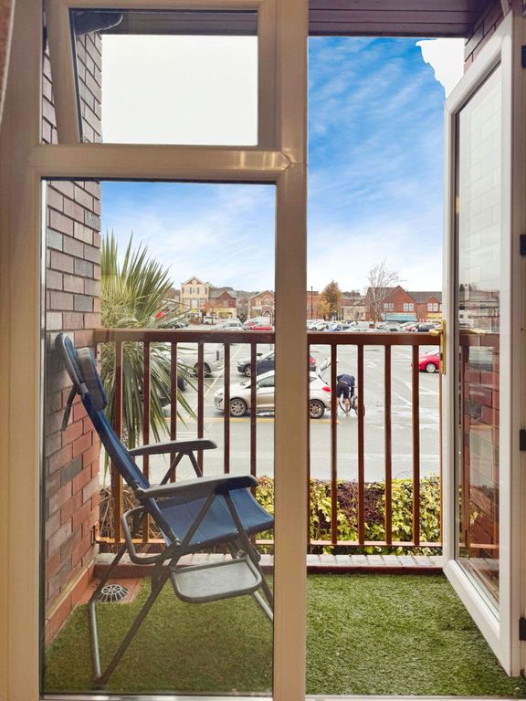 Property photo 3 of 18