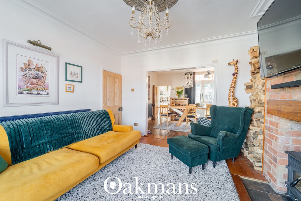 Property photo 2 of 31 Photograph