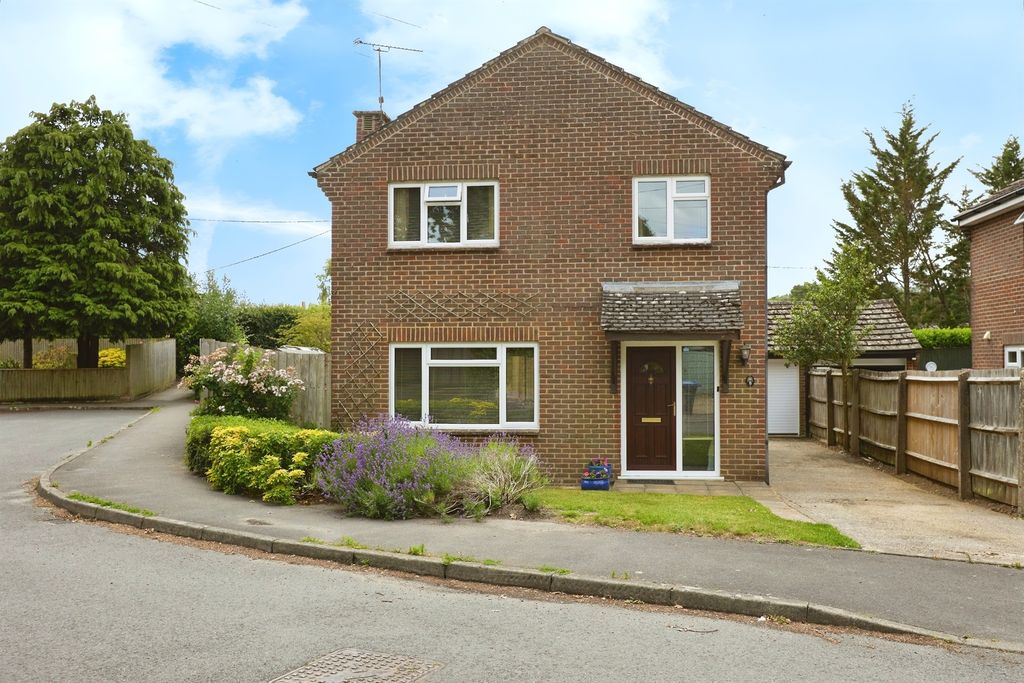 Property photo 1 of 17