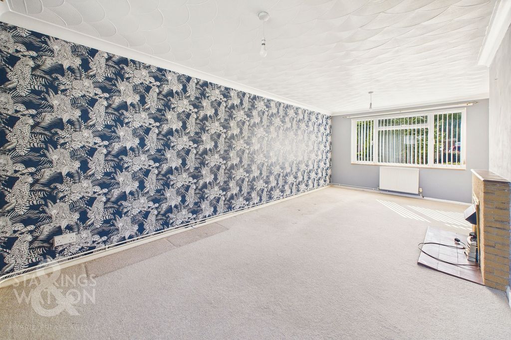 Property photo 3 of 24