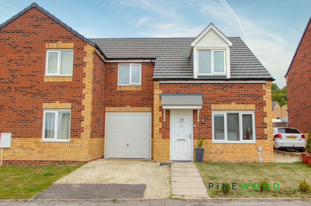 Property photo 1 of 26 Front (Exterior)