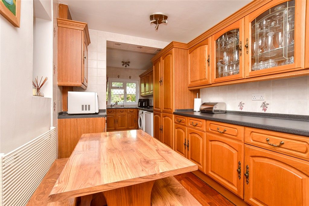 Property photo 3 of 23 Kitchen/Breakfast Room